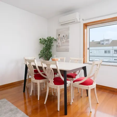 Host Wise - Spacious Escape Near The Apartment *