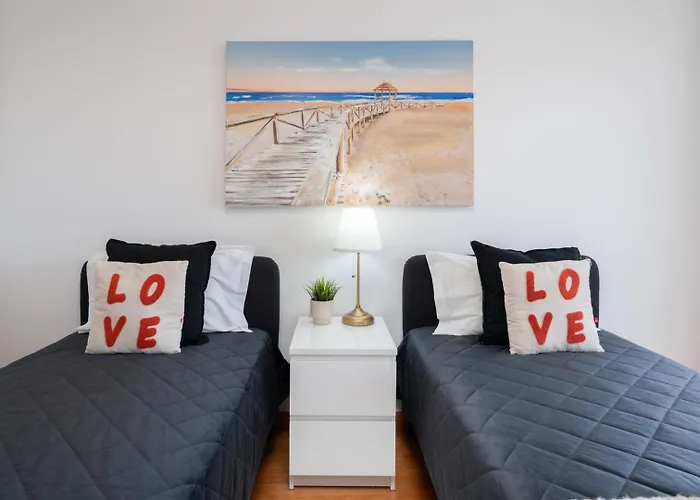 Spacious Escape Near The By Host Wise Apartament *